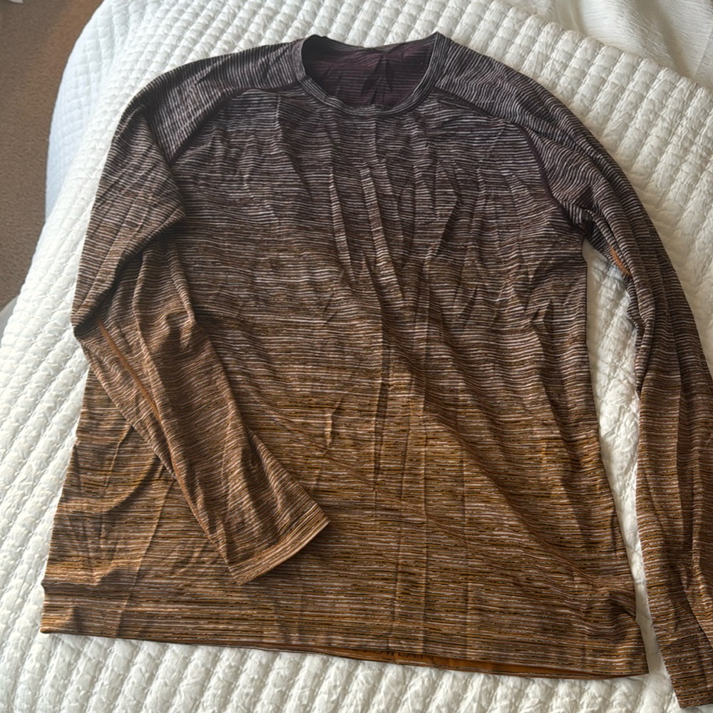 Men’s Lululemon Red and Orange Swiftly Long Sleeve